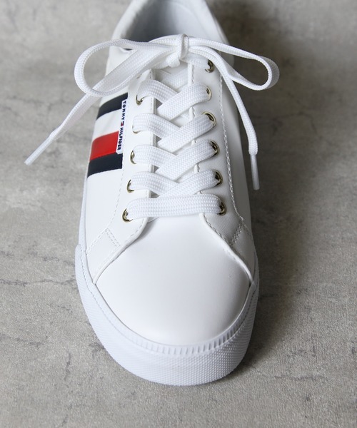 TOMMY HILFIGER（トミー・ヒルフィガー） スニーカー トリコロール