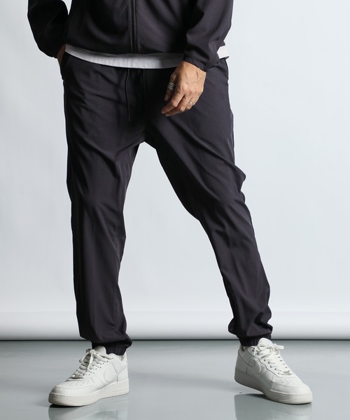 【ブラック】撥水 4WAYストレッチ テーパード ジョガーパンツ (MENS) New Balance Golf｜撥水 4WAYストレッチ テーパード ジョガーパンツ