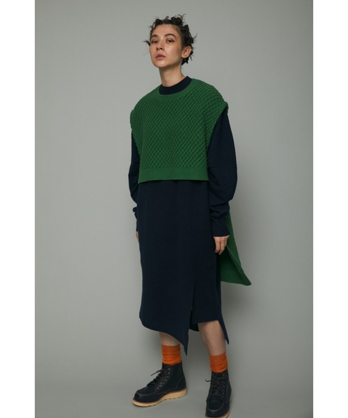 「HeRIN.CYE」 ノースリーブニット FREE ベージュ レディースの画像