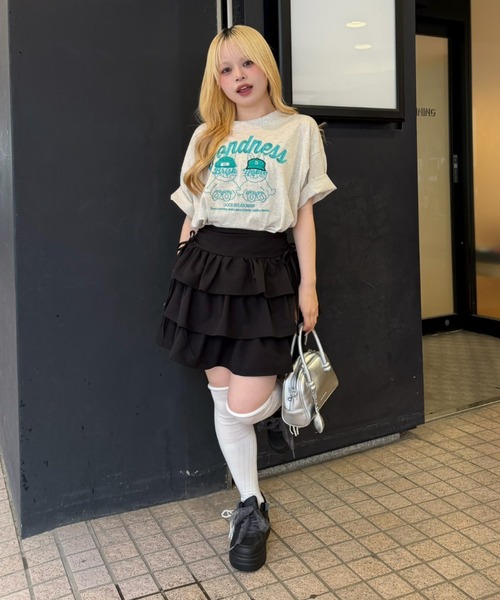 continuer de NICE CLAUP スカート サイドリボンティアードミニ