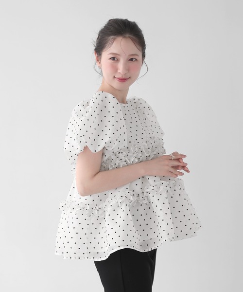 fitmore ドットシアーオーガンジーペプラムトップス　ホワイト Fit more（フィットモア） ドットシアーオーガンジーペプラムトップス