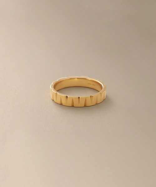 COCOSHNIK（ココシュニック） 指輪 リング K18トライアングル