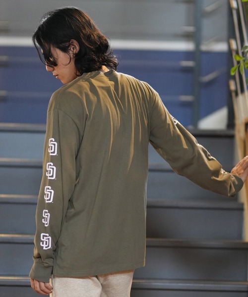 tシャツ NEW ERA/ニューエラ ロンT MLB スリーブロゴ 14324713/14450339 レディース NEW ERA tシャツ ERA/ニューエラ ロンT MLB スリーブロゴ