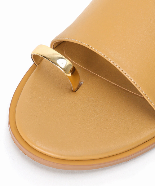 新品　LE VERNIS/ルベルニ Toe ring sandals 23 Le Vernis（ル・ベルニ） サンダル 「追加」LE VERNIS/ルベルニ Toe