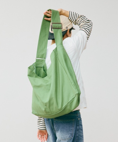 ラッカバンオンソー LANVIN en Bleu ランバン オン ブルー ショルダーバッグ