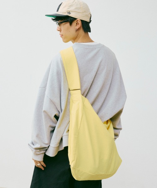 INTER FACTORY ショルダーバッグ HIROKI - ビックキャンバス