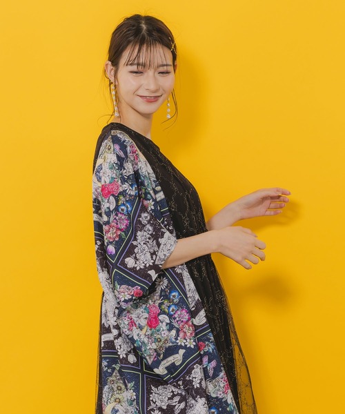 iS ScoLar tシャツ 552224：星座と花柄チュール 異素材切替