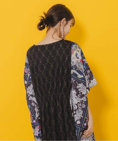 iS ScoLar tシャツ 552224：星座と花柄チュール 異素材切替
