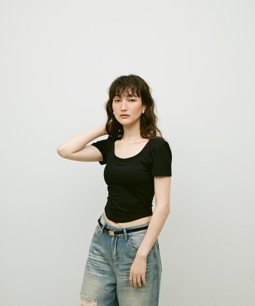 tシャツ Open-back top with cups / カップ付バックオープントップス