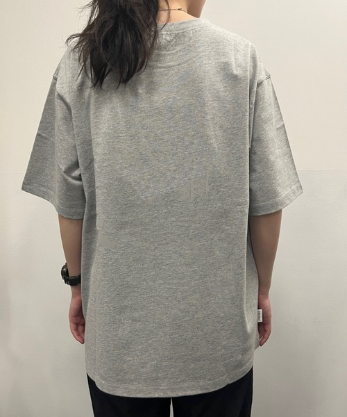 「BROKEN BASE」 半袖Tシャツ LARGE オフホワイト メンズ