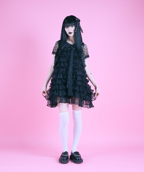 AVENCHUMU ワンピース Full of frills lace tiered one piece