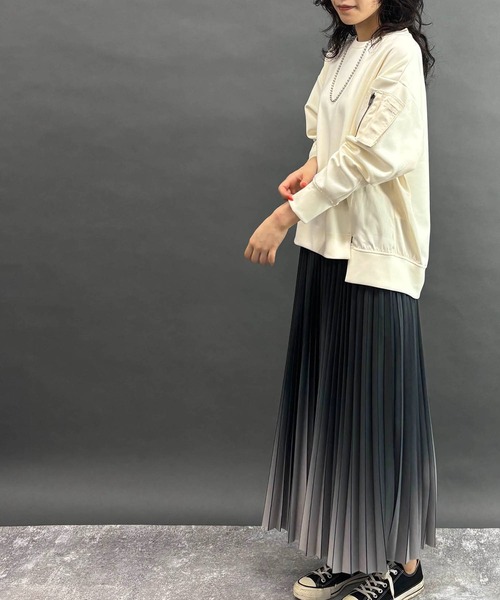 NICOLE white（ニコルホワイト） スカート グラデーションプリーツ