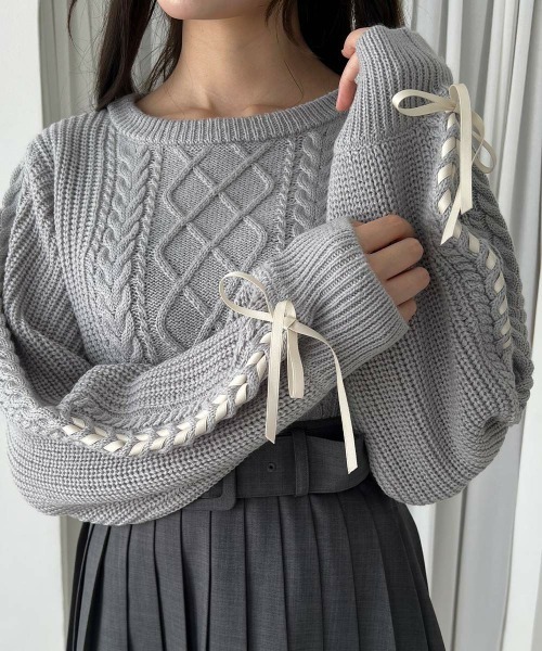 F i.n.t（フィント） ニット セーター プチレースアップケーブルニット