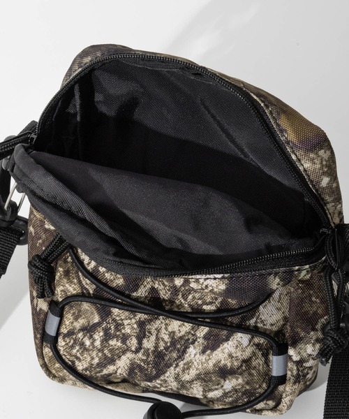 HUF（ハフ） ショルダーバッグ HUF REALTREE BOWERY SIDE BAG リアル