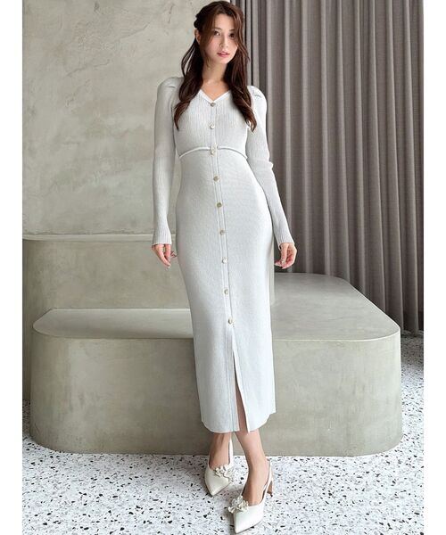 RESEXXY（リゼクシー） ワンピース ゴールドボタンタイトニット