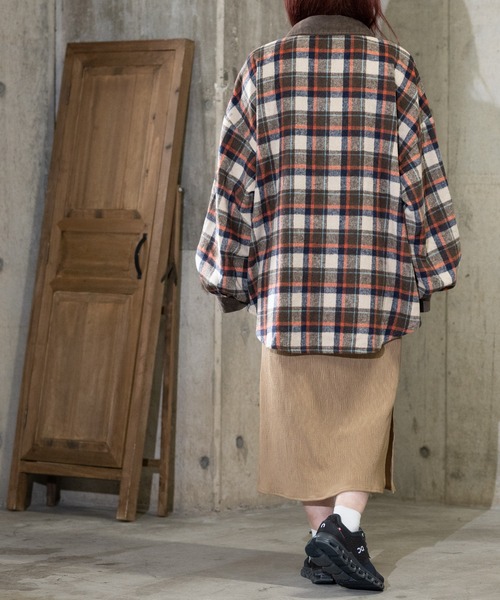 「JOHN'S CLOSET」 長袖シャツ MEDIUM ベージュ メンズ_画像9