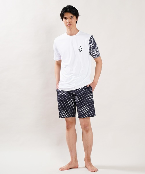 ラッシュガード VOLCOM/ボルコム UVケア 水陸両用 ルーズシルエット アシンメトリーTシャツ/ストーンロゴ ラッシュガード A9112202|ZOZOTOWN |05
