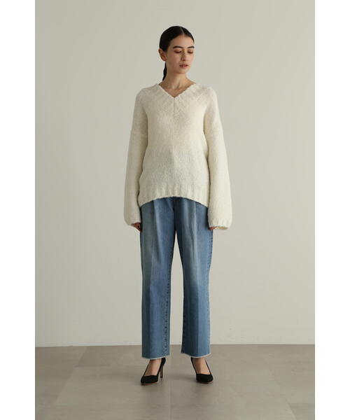 美品♡ジルスチュアート♡ブークレＶネックプルオーバー JILL STUART ニット セーター ブークレVネックプルオーバー