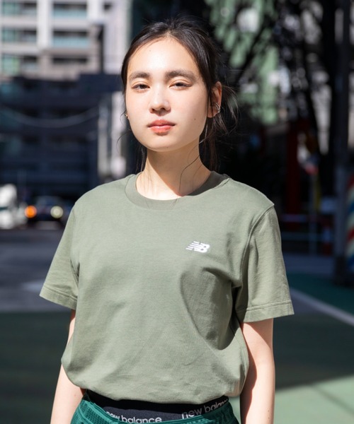 Tシャツ・カットソー 25SS   Regular fit sports logo short t-shirt Sport Essentials Stacked Logo ショートスリーブTシャツ（T