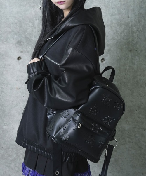 Amilige（アミリージュ） デイバック リュック くぎベア型押し総柄