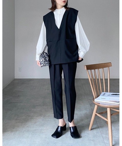 She's Closet セットアップ ノーカラー深Vネックベスト＆パンツ