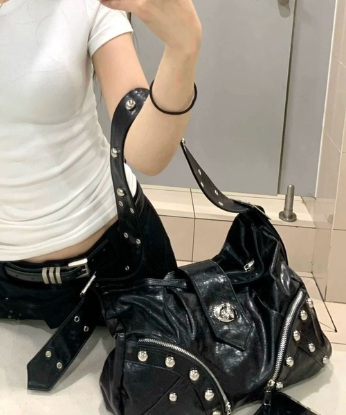 FreeZone ショルダーバッグ ヴィンテージ風スタッズショルダー