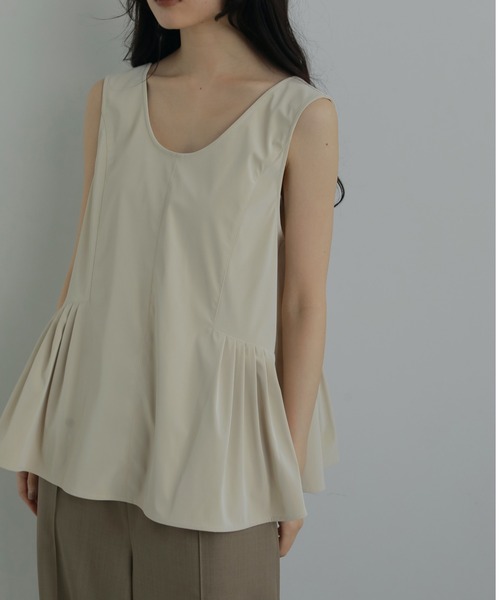 お値下げ！anuke Uneck Peplum Tops anuke（アンヌーク） tシャツ Uneck Peplum Tops レディース