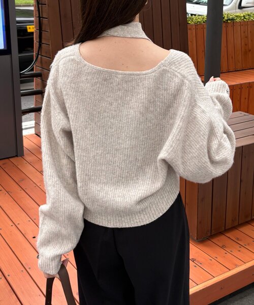 Thevon（ゼヴォン） ニット セーター チョーカー付きVネックニット