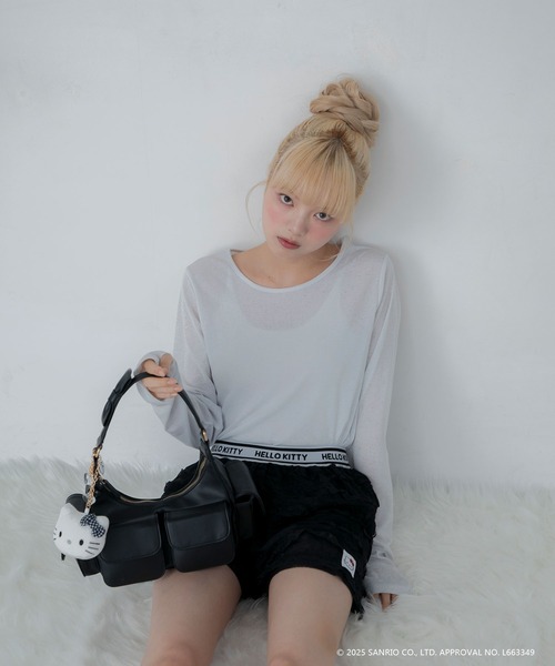sanrio（サンリオ） キーホルダー 「HELLO KITTY」モノトーンハロー