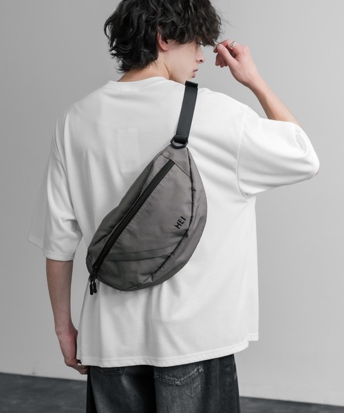 MEI（メイ） ショルダーバッグ BOTTOMLINE L ハーフムーンショルダー
