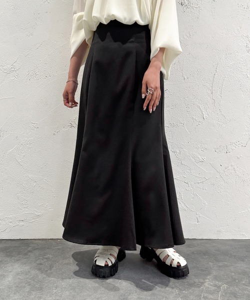 apres jour mignon（アプレジュールミニョン） スカート スリット入り