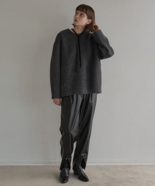 MANOF（マノフ） パンツ VEGAN LEATHER SLIT PANTS レディース