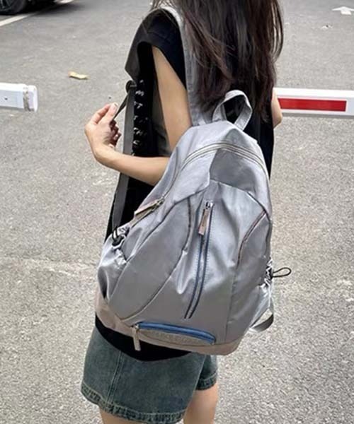 良品 DIESEL レザー リュック バックパック Y2K ジップ 大容量 人気 良品 DIESEL レザー リュック バックパック Y2K ジップ 大容量 人気