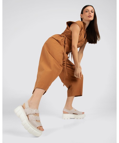 Melissa（メリッサ）・Rebel サンダル 厚底サンダル 追跡有 Melissa（メリッサ）・Rebel サンダル 厚底サンダル 追跡有