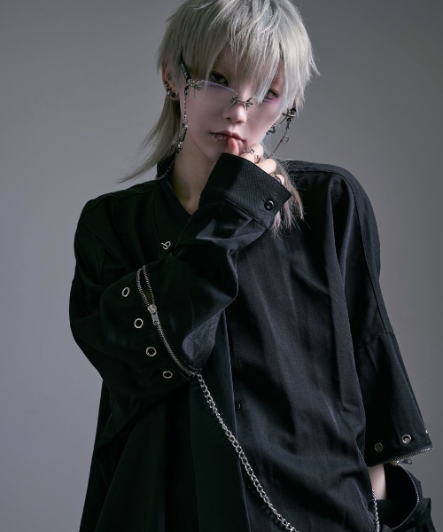 ililil シャツ 「ililil/イルイルイル」「チェーン付きネクタイ