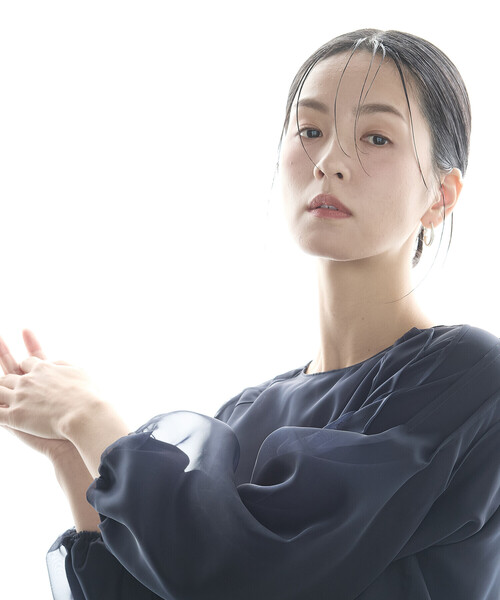 K.T KIYOKO TAKASE（K.T キヨコ タカセ） ブラウス シャツ マット