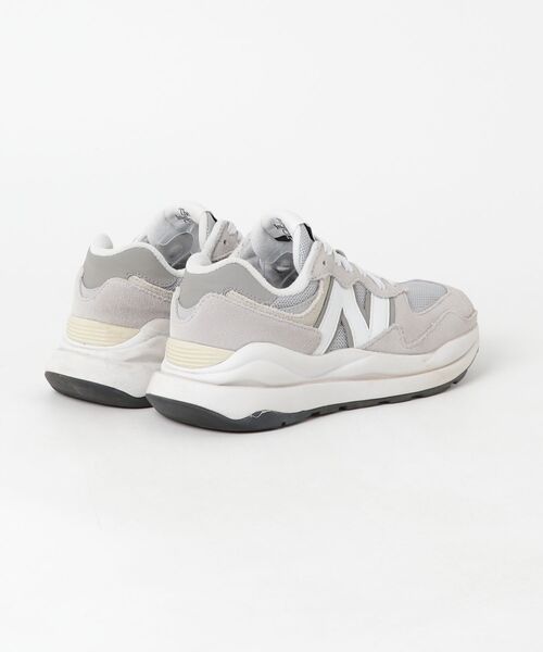 「New Balance」 ローカットスニーカー 23.5cm グレー メンズ_画像2