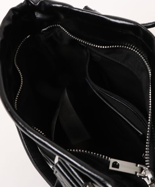 DIESEL ブラック リュック エナメル ミニ 黒 ロゴ レディース Desigual（デシグアル） デイバック リュック ブラックエナメルレザー