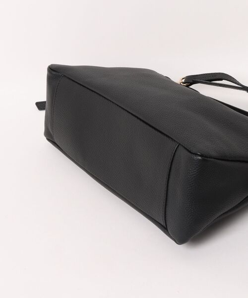 トートバッグ 「LORISTELLA」トライアングルショルダートート(Q66322) レディースの画像