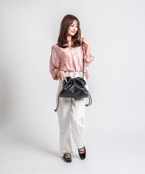 AULENTTI（オウレンティ） ショルダーバッグ バッグ 「AULENTTI