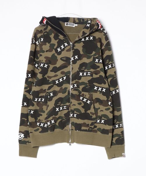 A BATHING APE（アベイシングエイプ） SHARK ジップアップパーカー