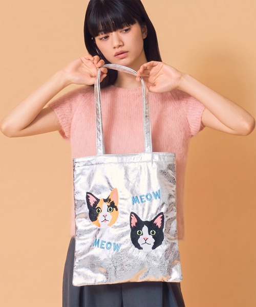 Casselini（キャセリーニ） トートバッグ メタリック刺繍トート
