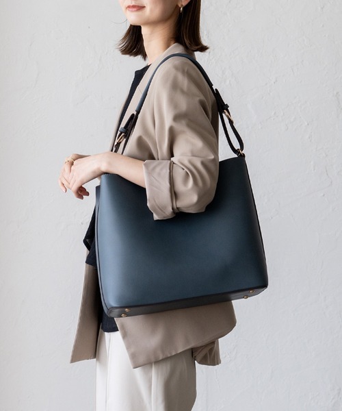 VitaFelice（ヴィータフェリーチェ） トートバッグ 11収納ワンハンドル