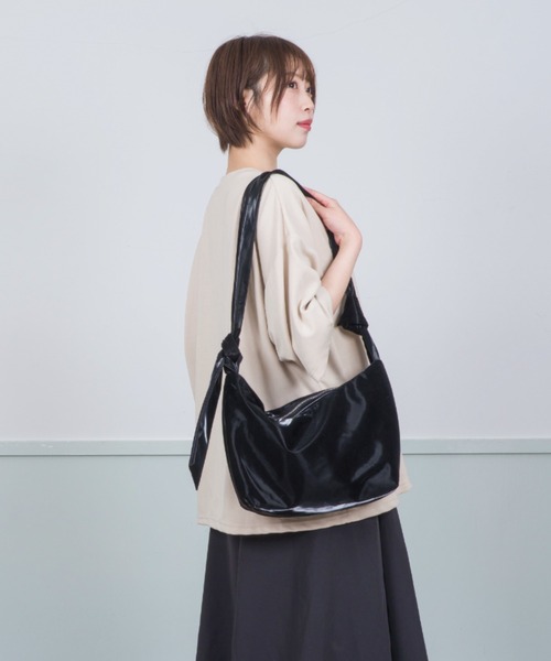 タグ付き未使用！【ACOC/アコック】 Blooming cross Bag 黒 タグ付き未使用！【ACOC/アコック】 Blooming cross Bag 黒
