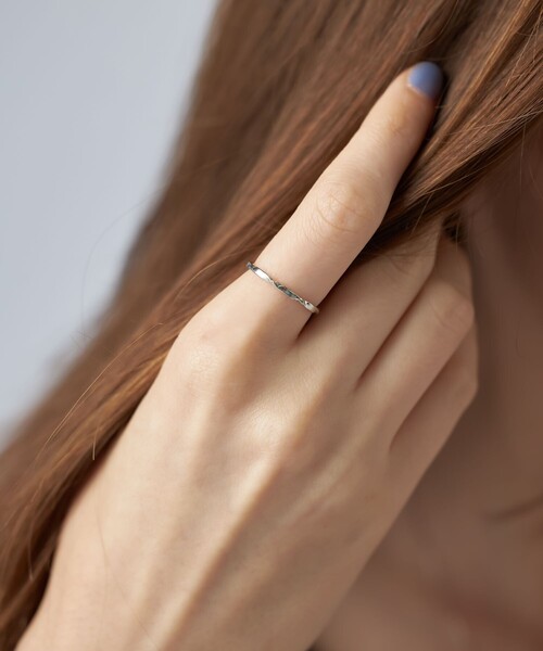 Pt900 ツイストデザインリング3g