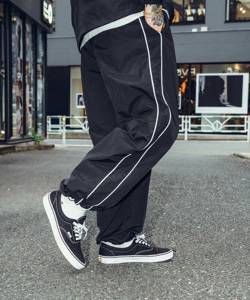 Subciety（サブサエティ） パンツ Nylon track pants メンズ