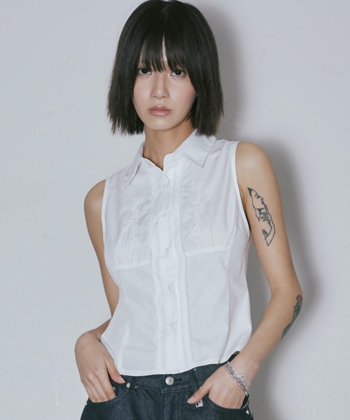 ブラウス シャツ A'GEM/9 × .kom 「NIIER NOR/ニーアノア」 ROSE SLEEVELESS SHIRT/ローズ スリーブノース