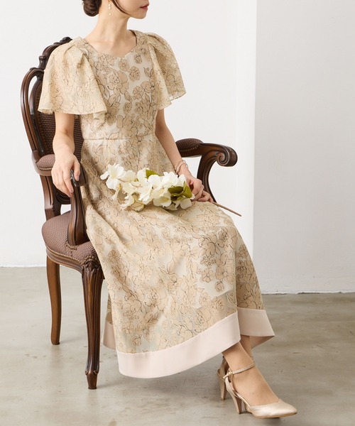 AIMER（エメ） ワンピース 花柄オパール袖付きフィット＆フレア