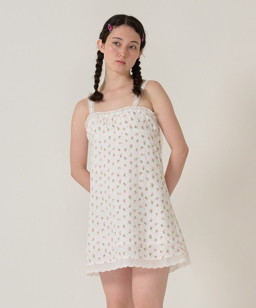 Tinajojun 花柄ワンピース　美品 ミニワンピース　夏 TINA：JOJUN（ティーナジョジュン）の「小花柄 ミニワンピース
