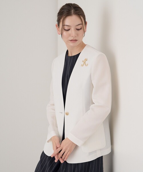 ✴︎A NAYI ✴︎春夏用ノーカラージャケット 38 ホワイト【未使用】 ANAYI（アナイ） ノーカラージャケット 38 ホワイト レディース